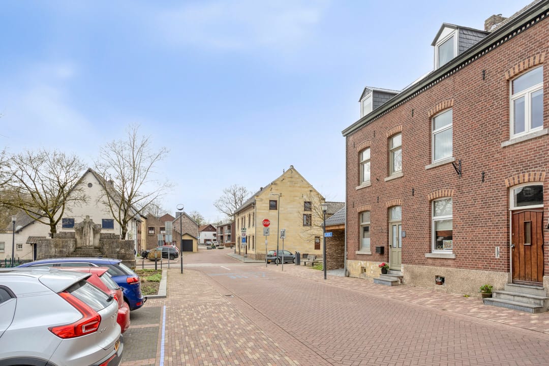 Photo 43 of Kapelaan Pendersplein 5