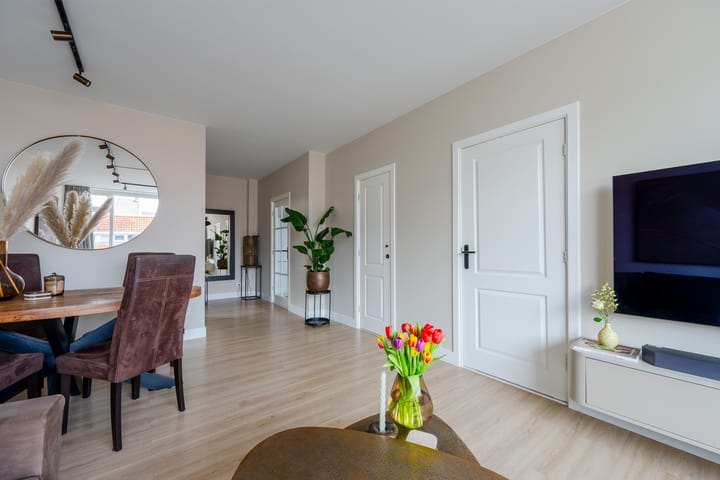 Photo 5 of Montaubanstraat 112