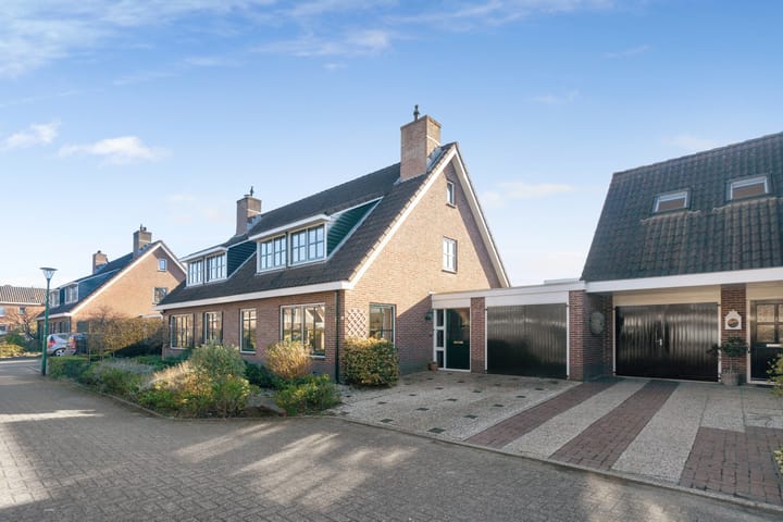 Taxuslaan 10 main image