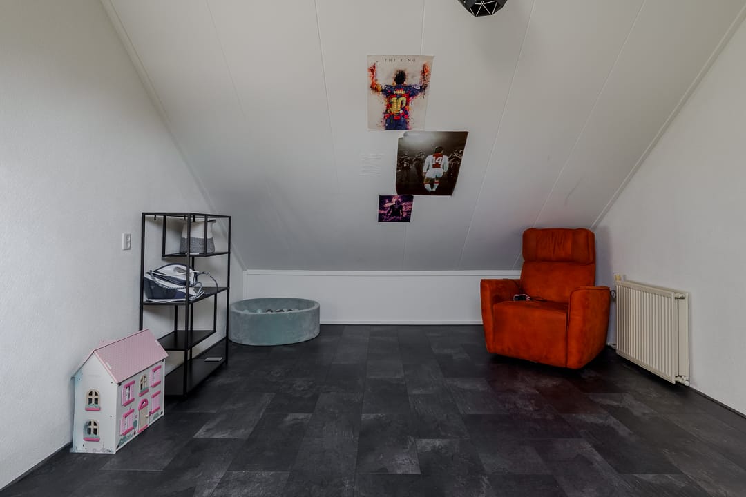 Photo 23 of E. du Perronstraat 3