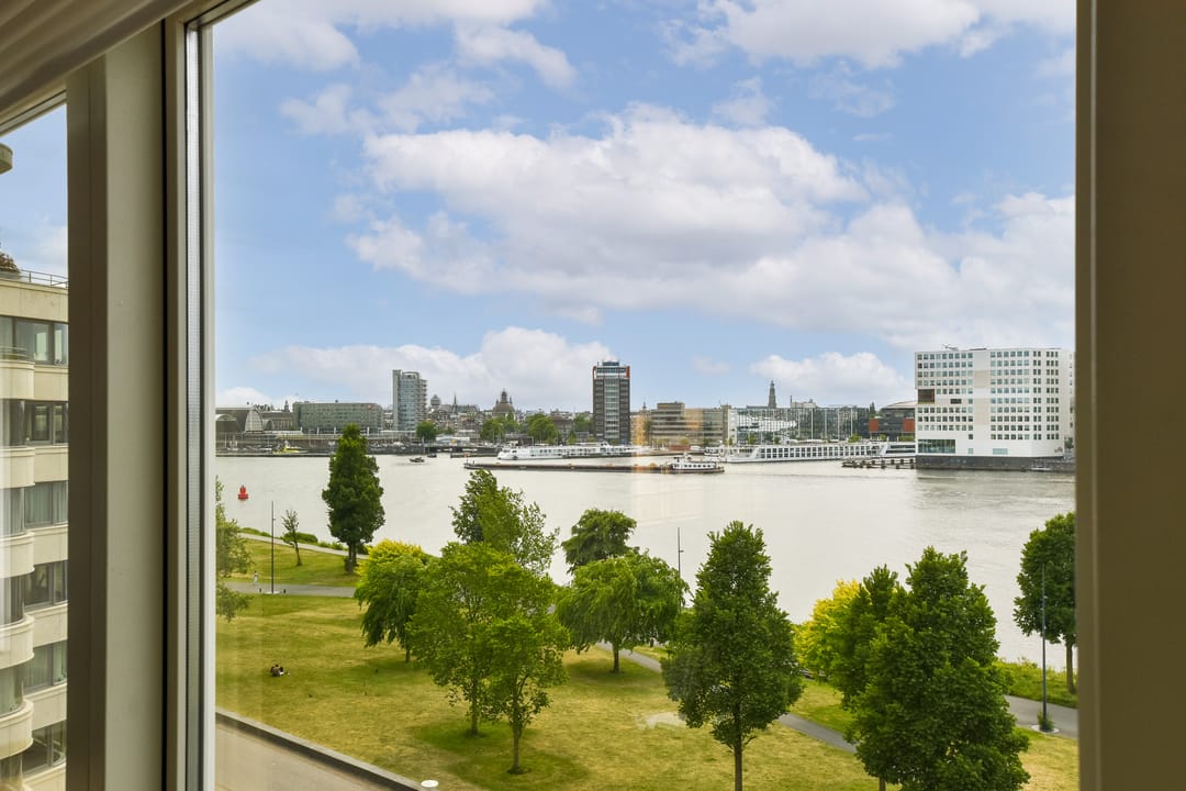 Photo 8 of Spadinalaan 70