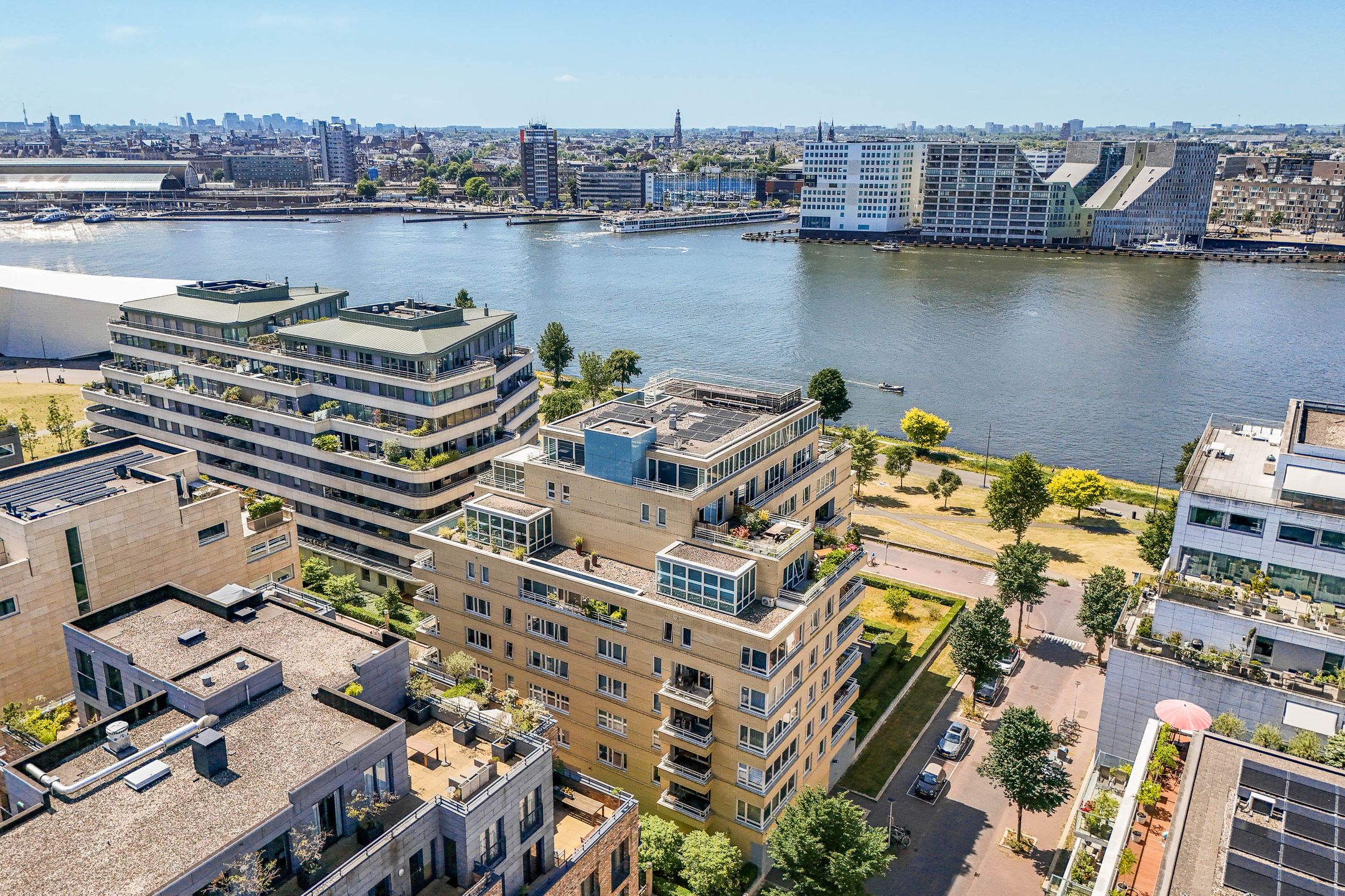 Photo 30 of Spadinalaan 70