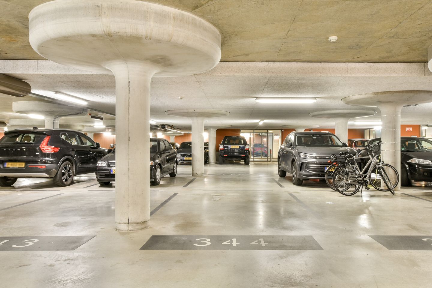 Photo 29 of Spadinalaan 70