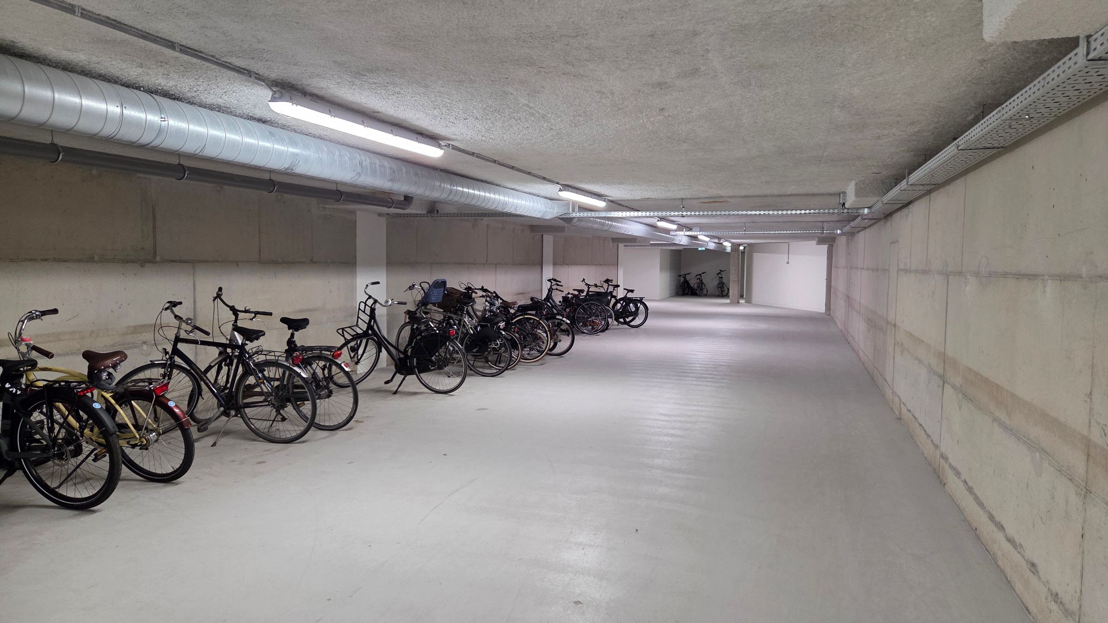 Photo 36 of Tolbrugstraat 3