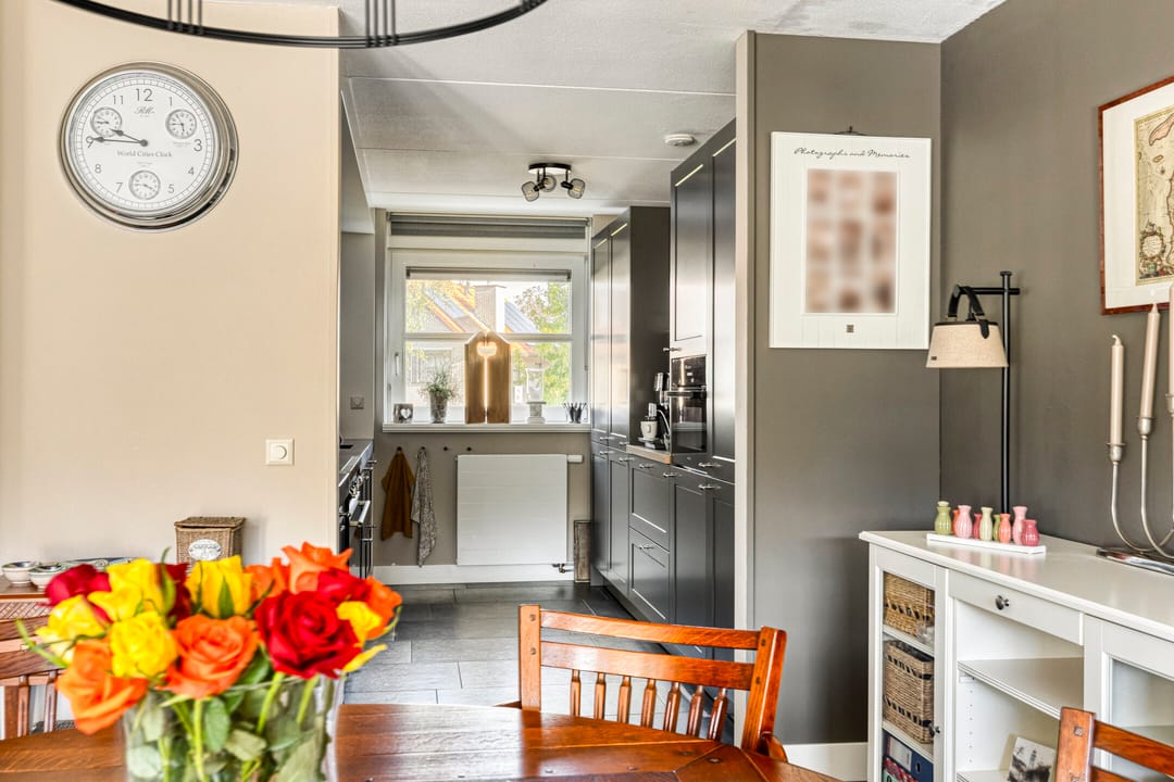 Stylish Townhouse with Garage and South-Facing Garden in Zutphen — 17
