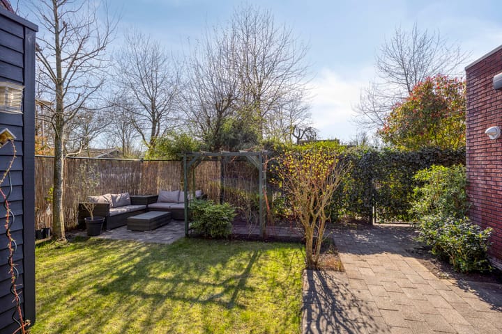 Photo 2 of Presidentperenlaan 7