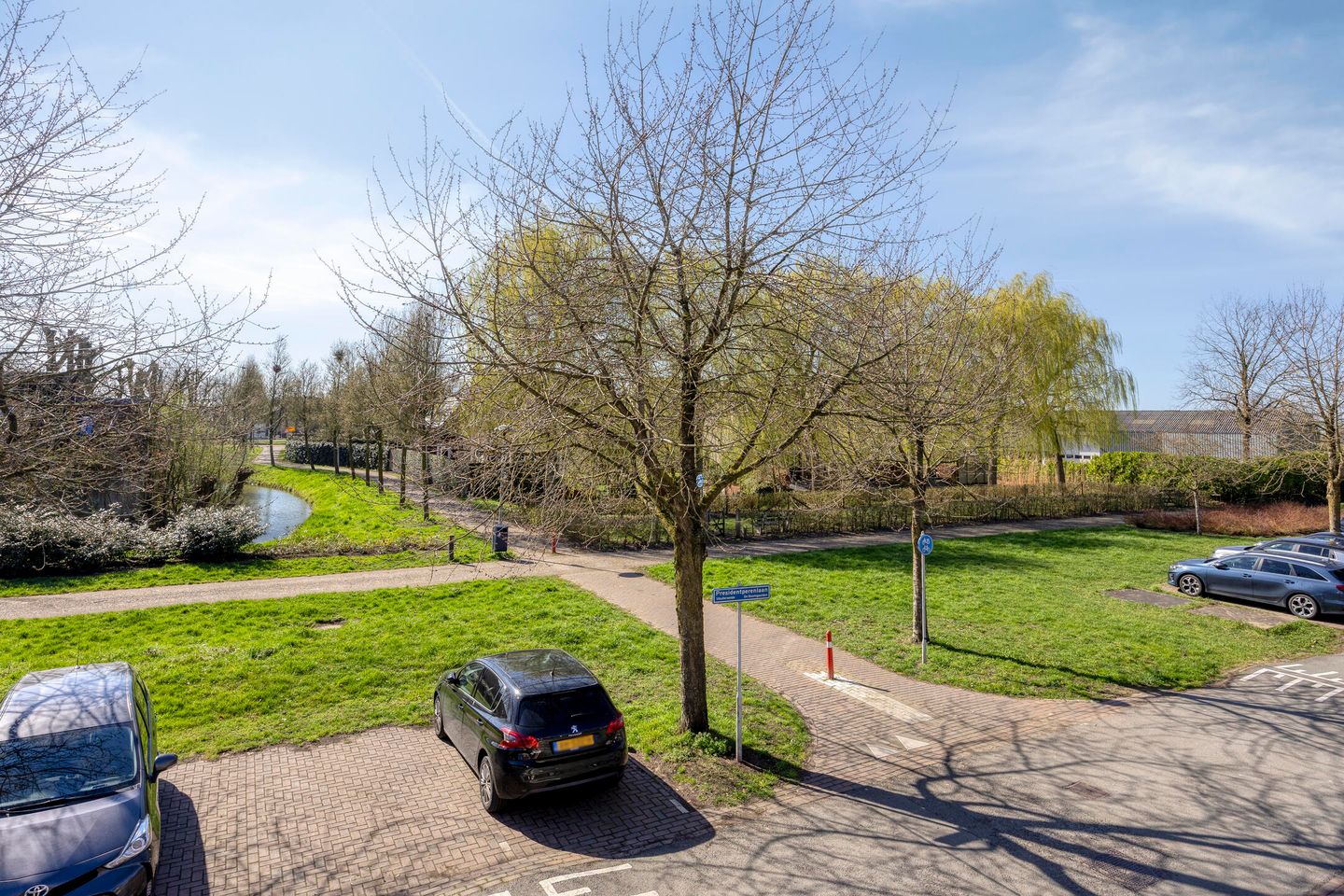 Photo 19 of Presidentperenlaan 7