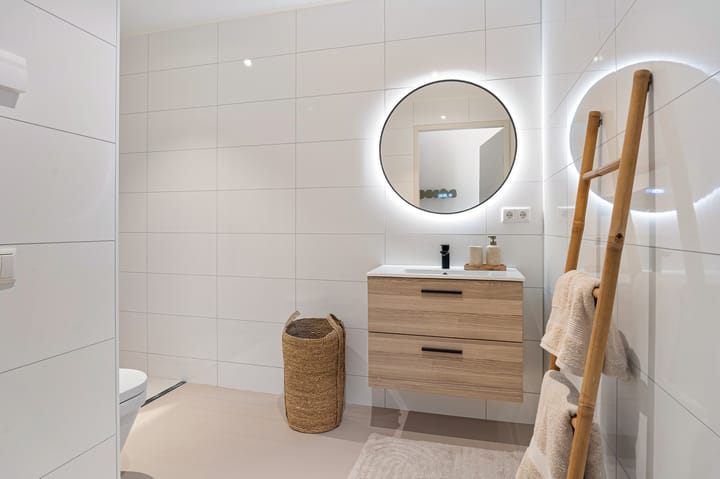 Photo 3 of Rivium 1e straat 61-P