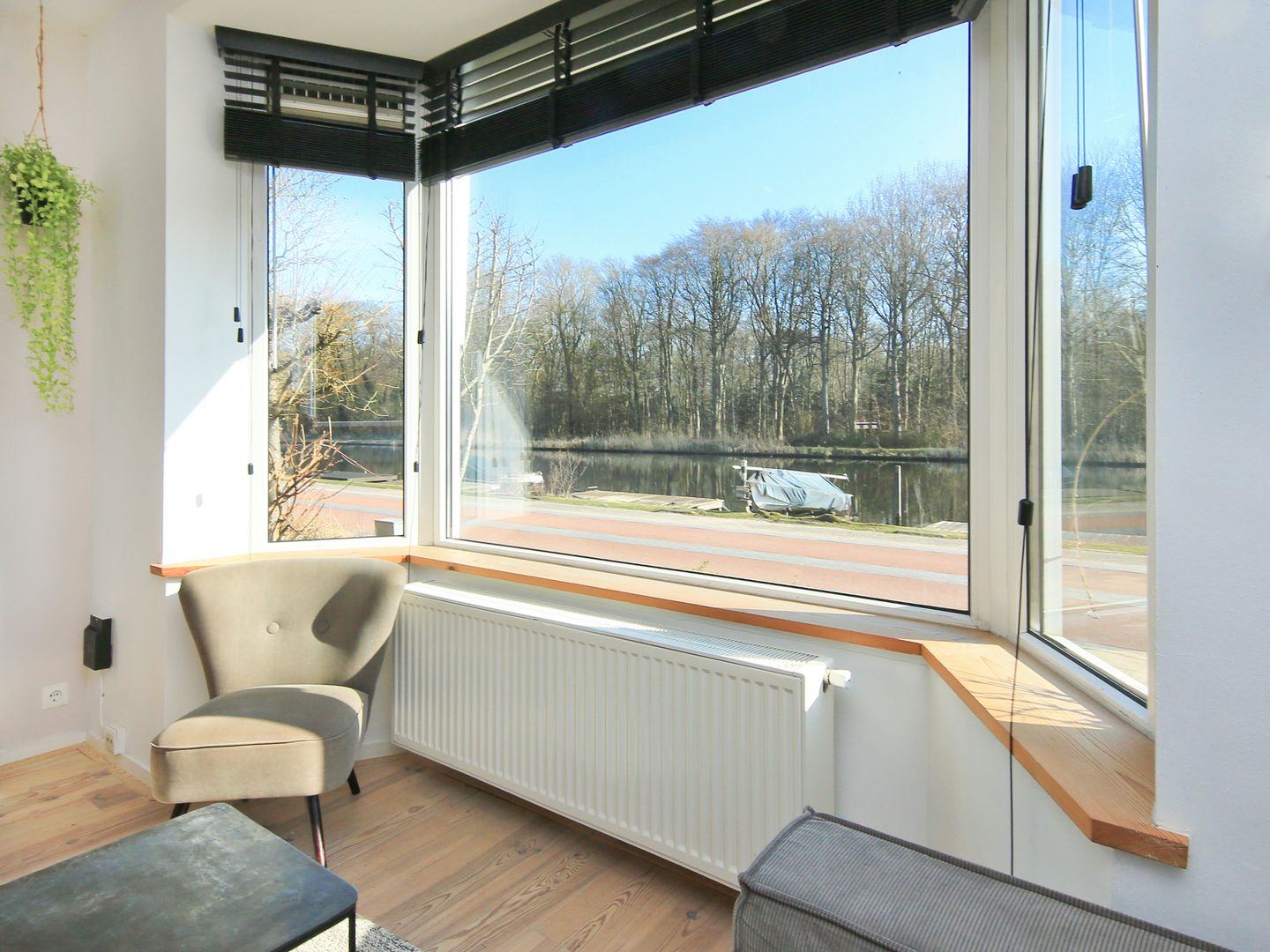 Foto 25 van Nieuwemeerdijk 377