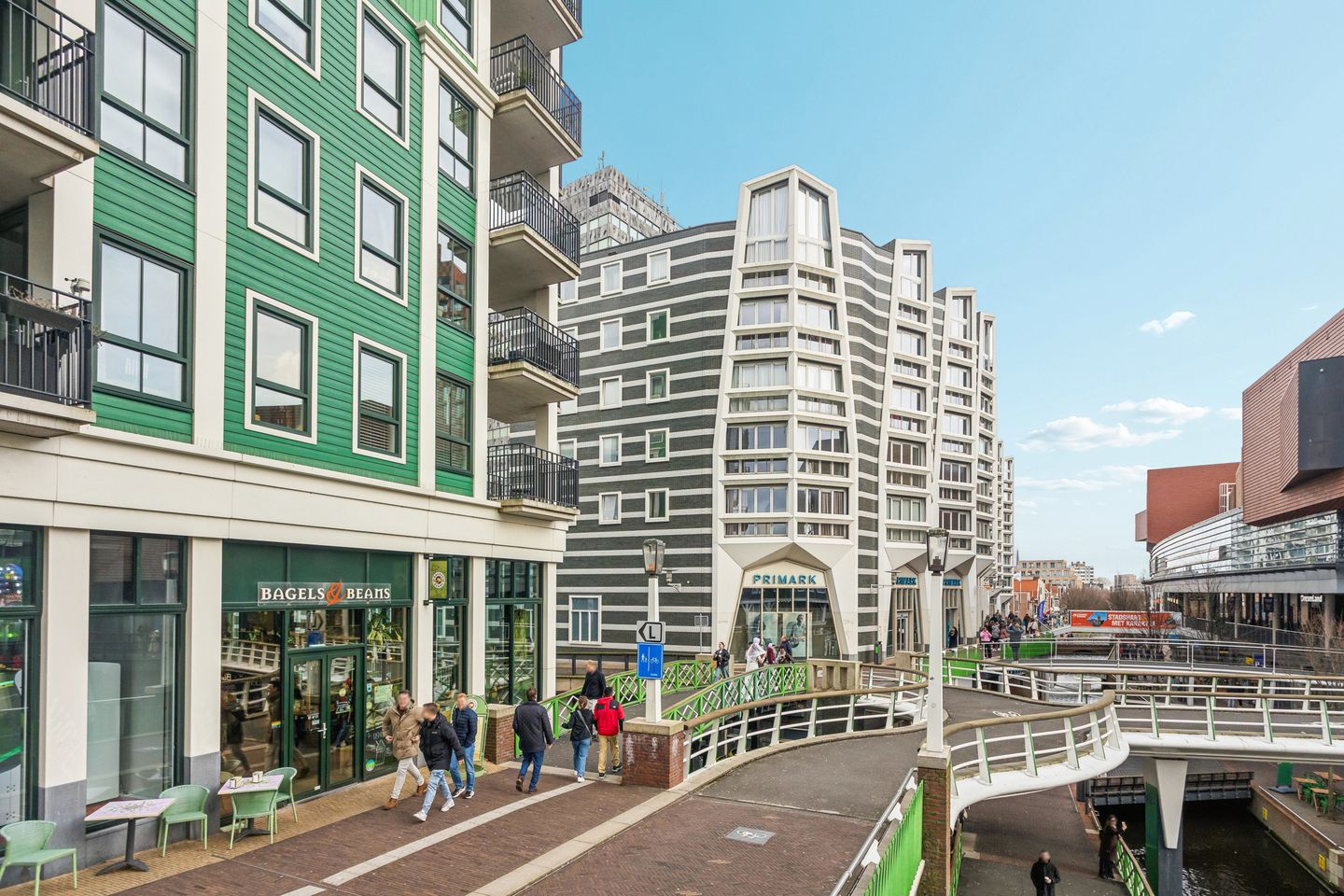 Spacious apartment with A++ energy label in the center of Zaandam — 26