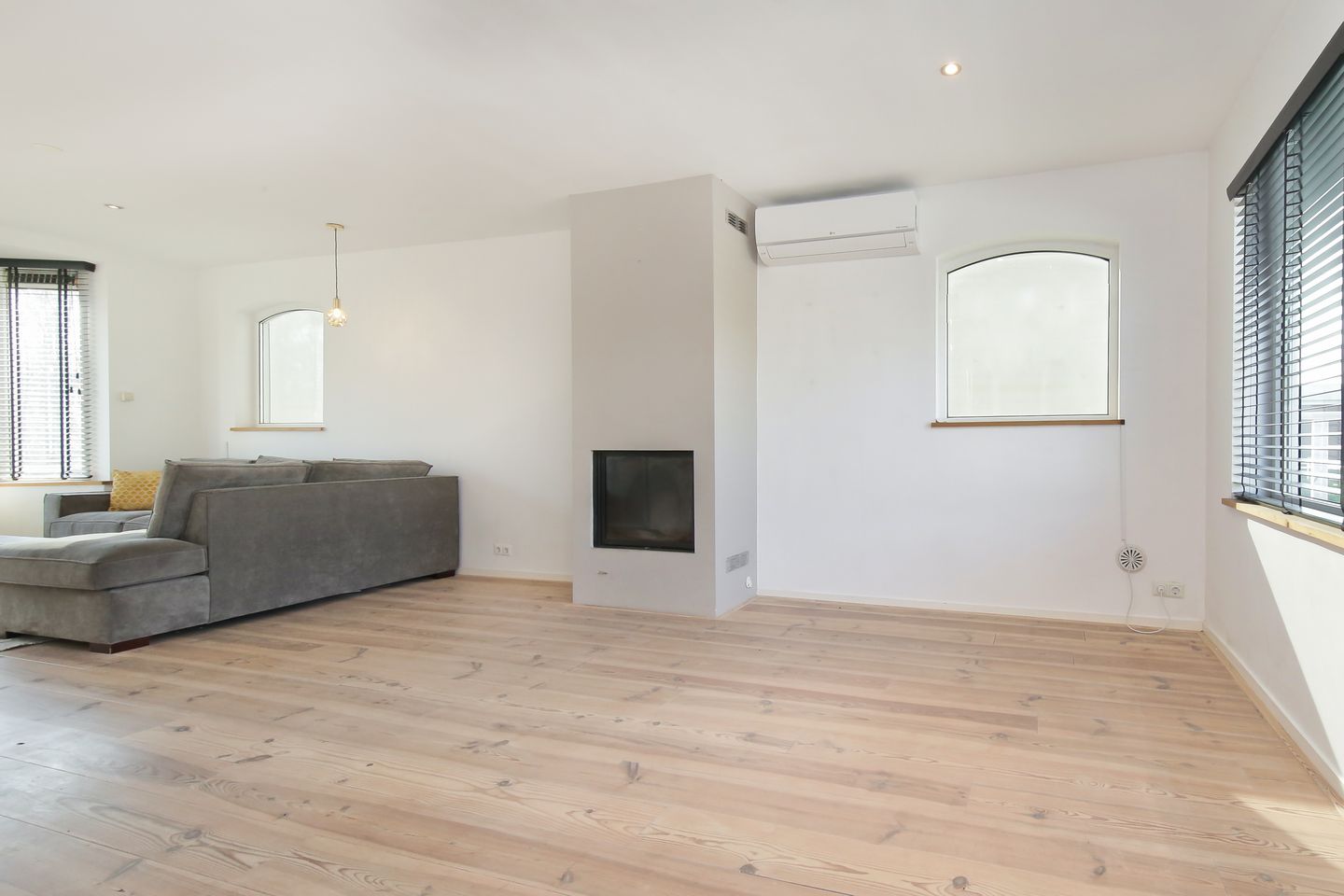 Foto 29 van Nieuwemeerdijk 377