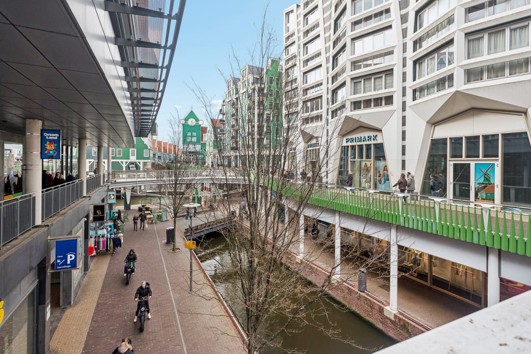 Spacious apartment with A++ energy label in the center of Zaandam — 23