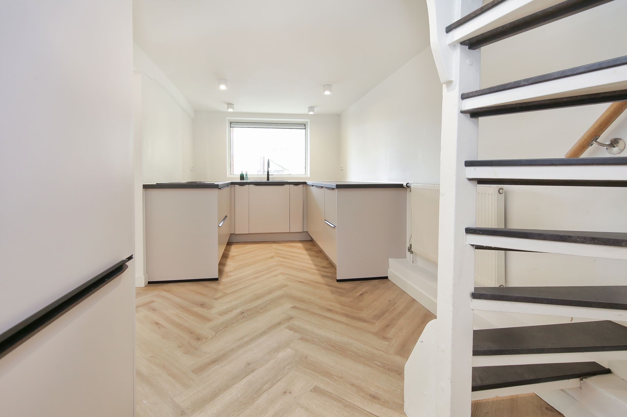 Foto 36 van Nieuwemeerdijk 377