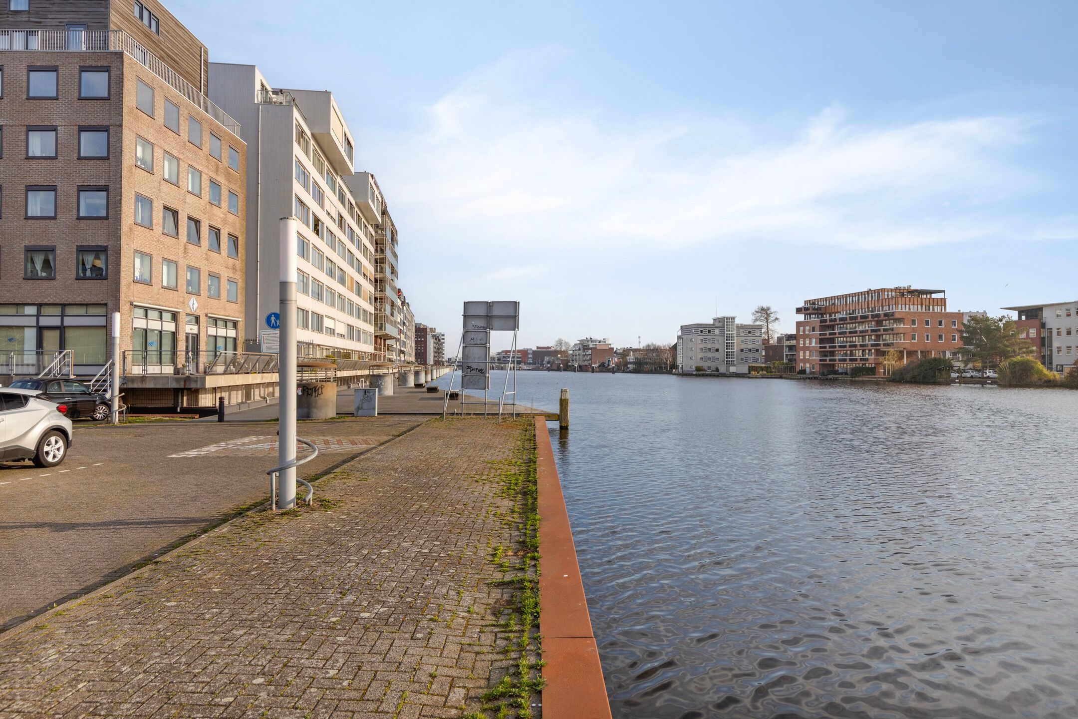Spacious ground floor apartment with private terrace on the Zaan — 34