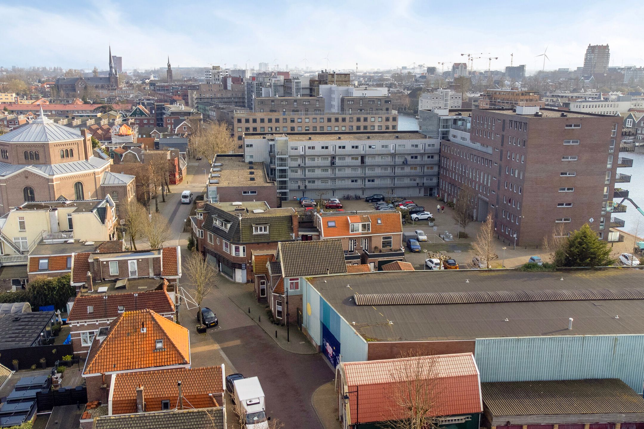 Spacious ground floor apartment with private terrace on the Zaan — 41