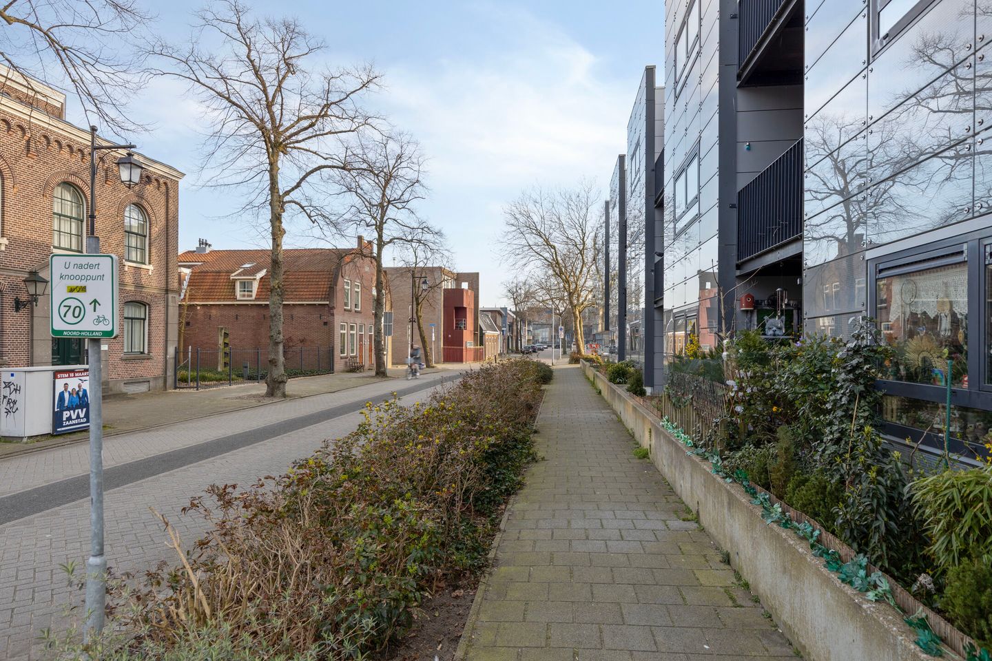 Spacious ground floor apartment with private terrace on the Zaan — 33