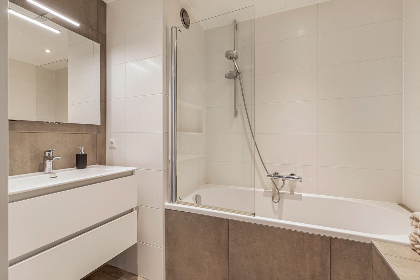 Foto 29 van Vestdijklaan 452