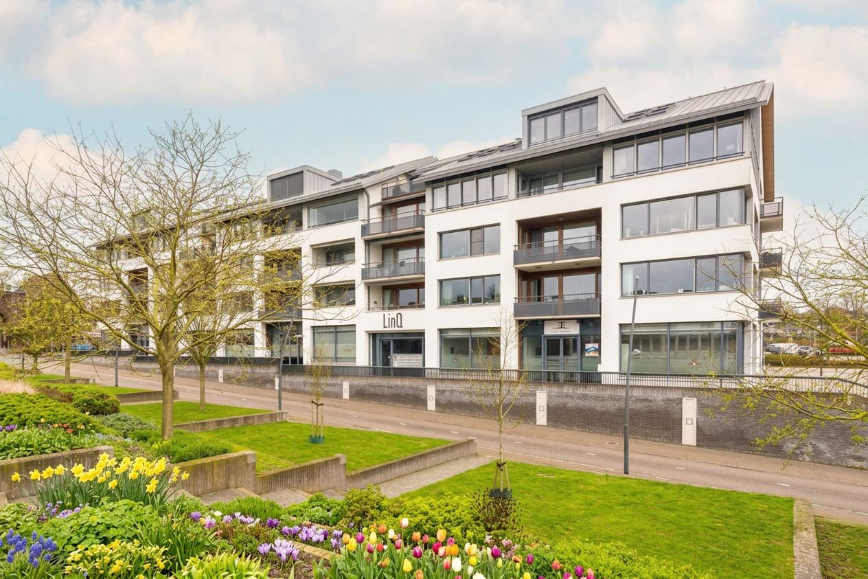 Foto 4 van Stationsplein 45