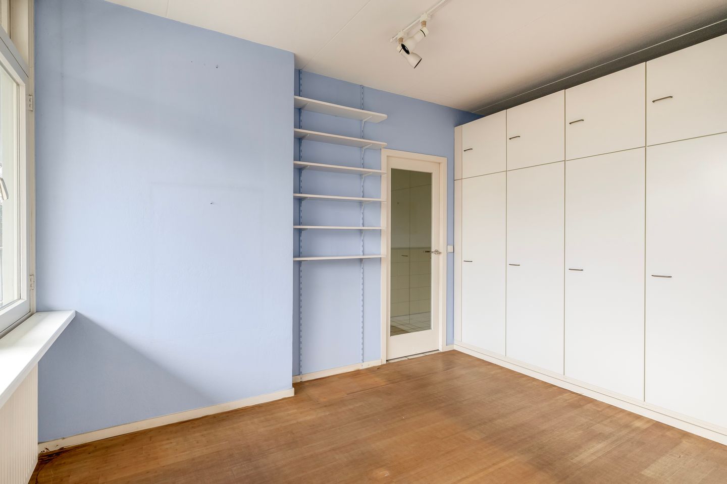 Photo 34 of Catharina van Rennesstraat 62