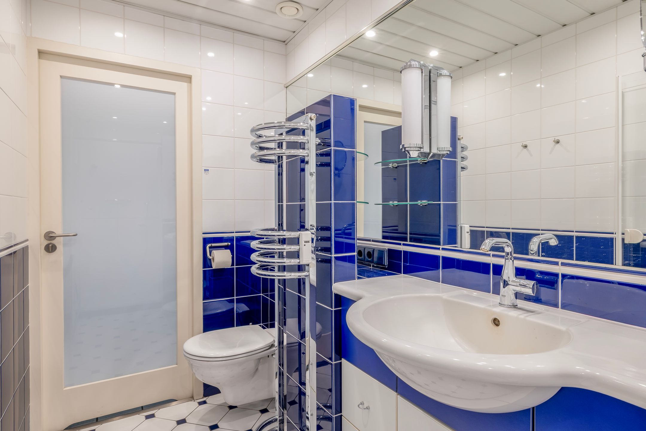 Photo 36 of Catharina van Rennesstraat 62