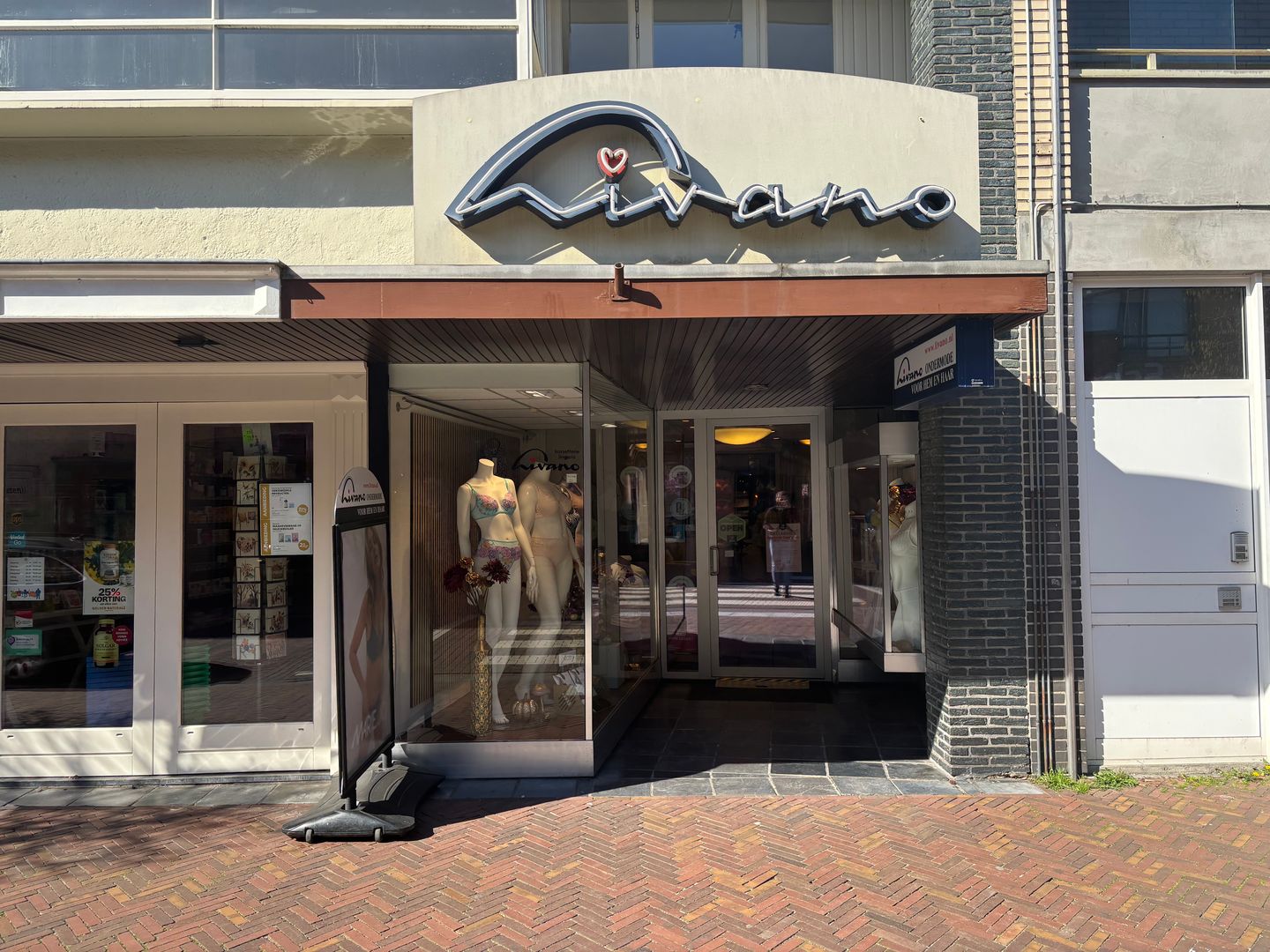 Bekijk foto 2 van Langstraat 22