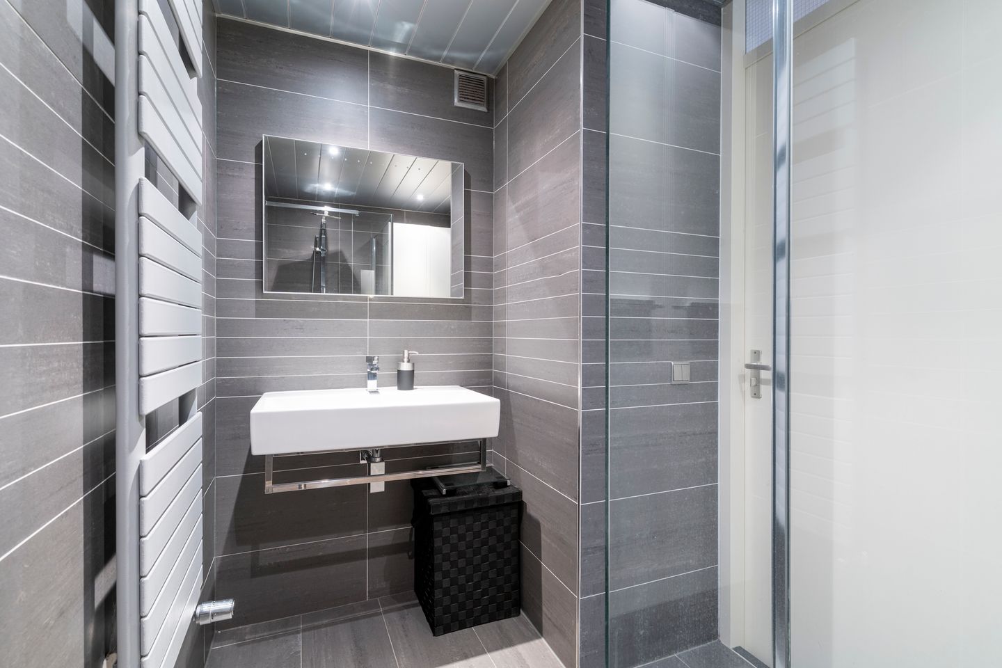 Photo 19 of van Reeslaan 65