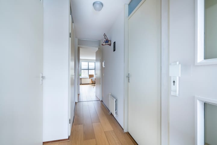 Photo 3 of van Reeslaan 65