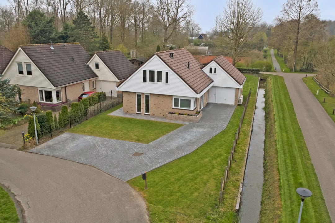Photo 38 of Eikenlaan 15