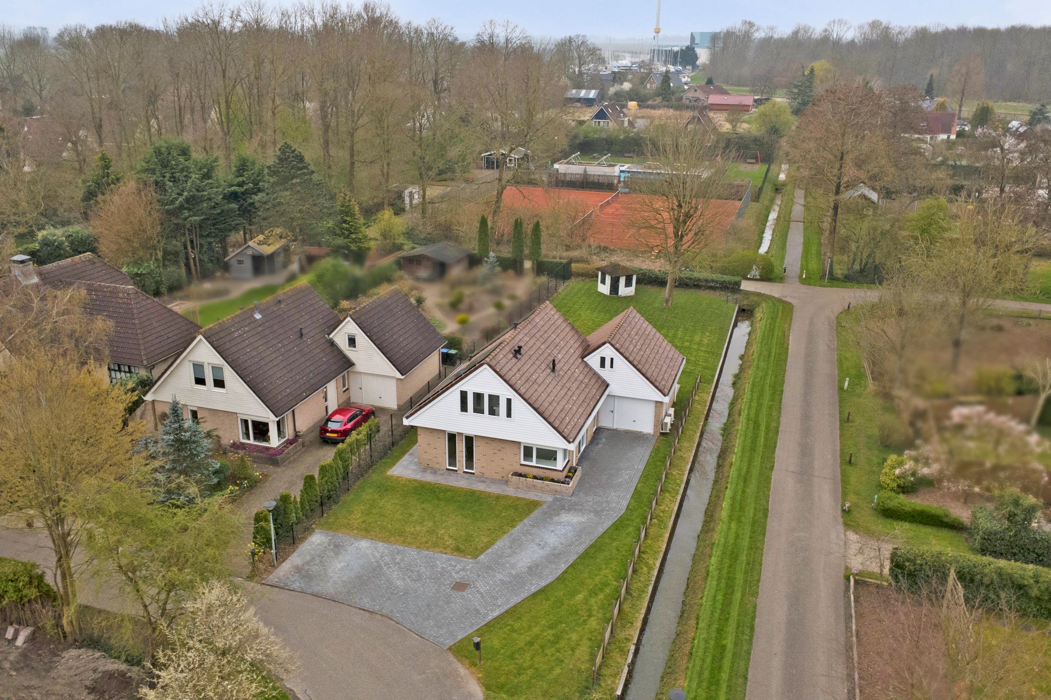Photo 39 of Eikenlaan 15
