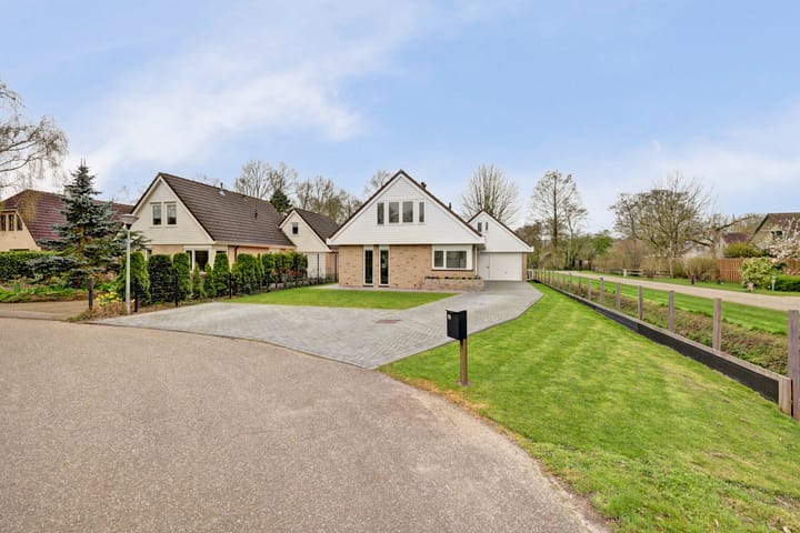 Photo 5 of Eikenlaan 15