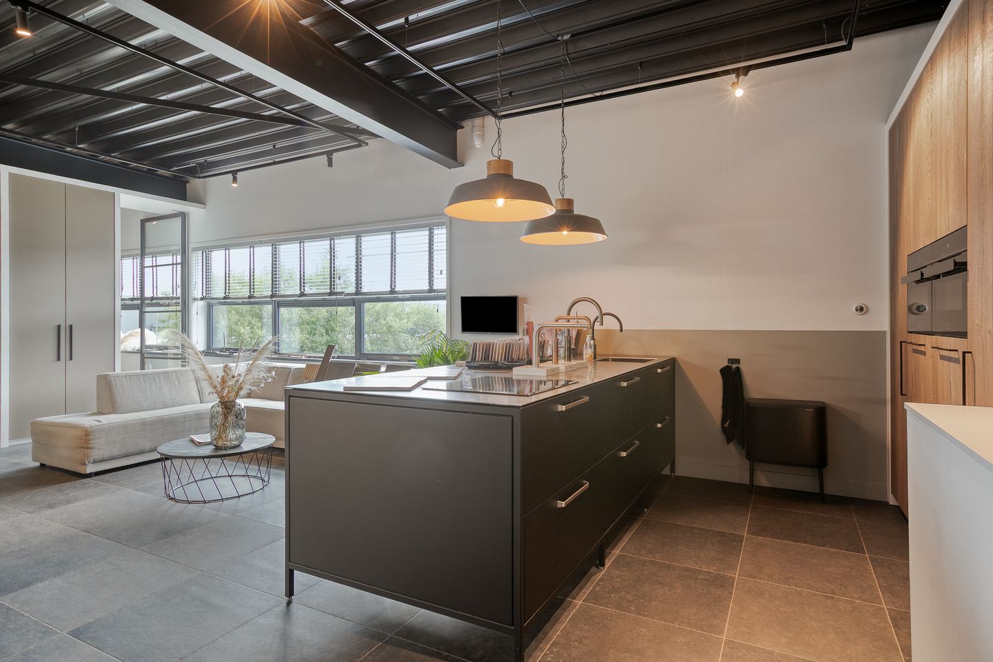 Bekijk foto 3 van Francis Baconstraat 5-E