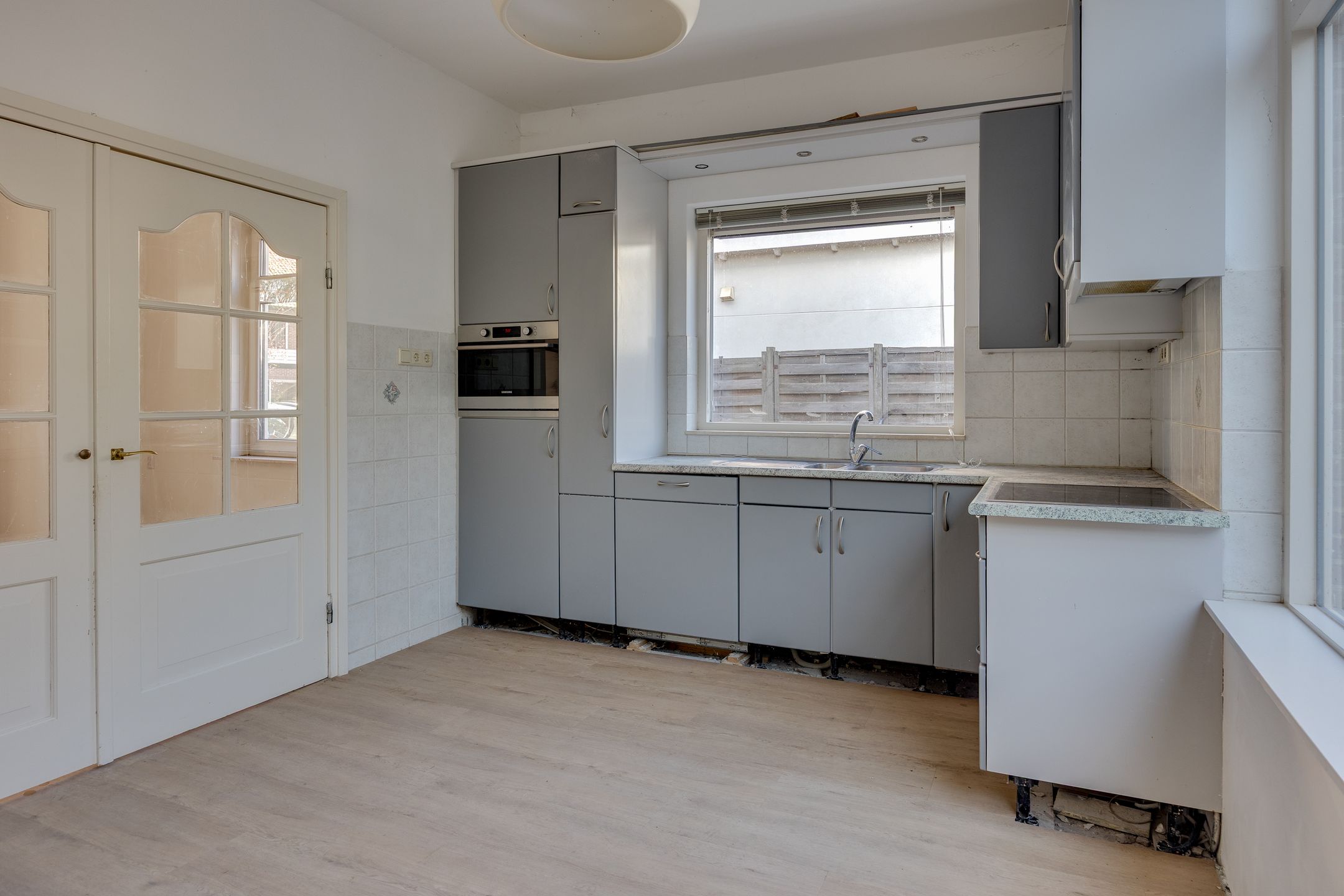 Charming semi-detached home with deep private garden in Schrijverskwartier — 15
