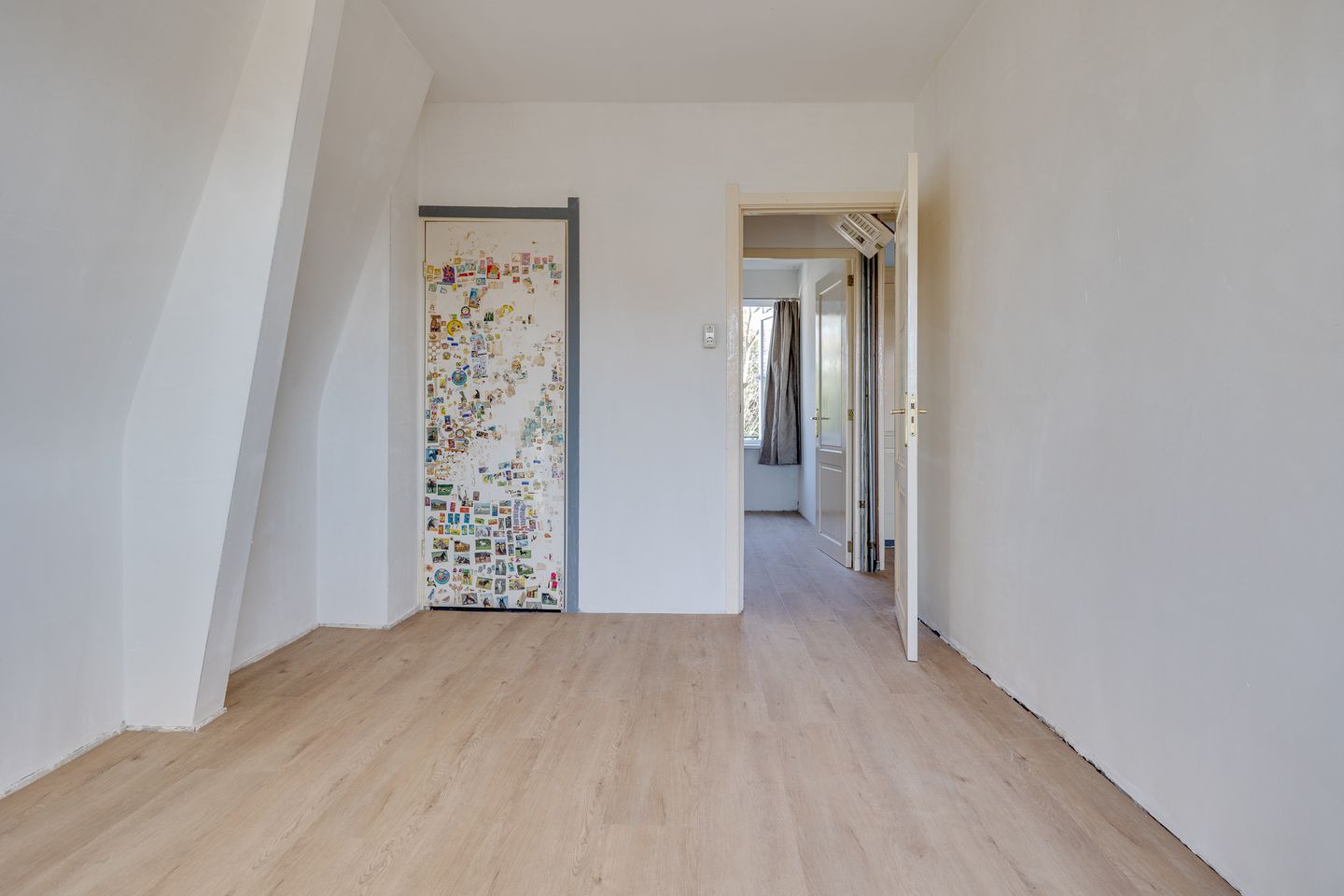 Charming semi-detached home with deep private garden in Schrijverskwartier — 20