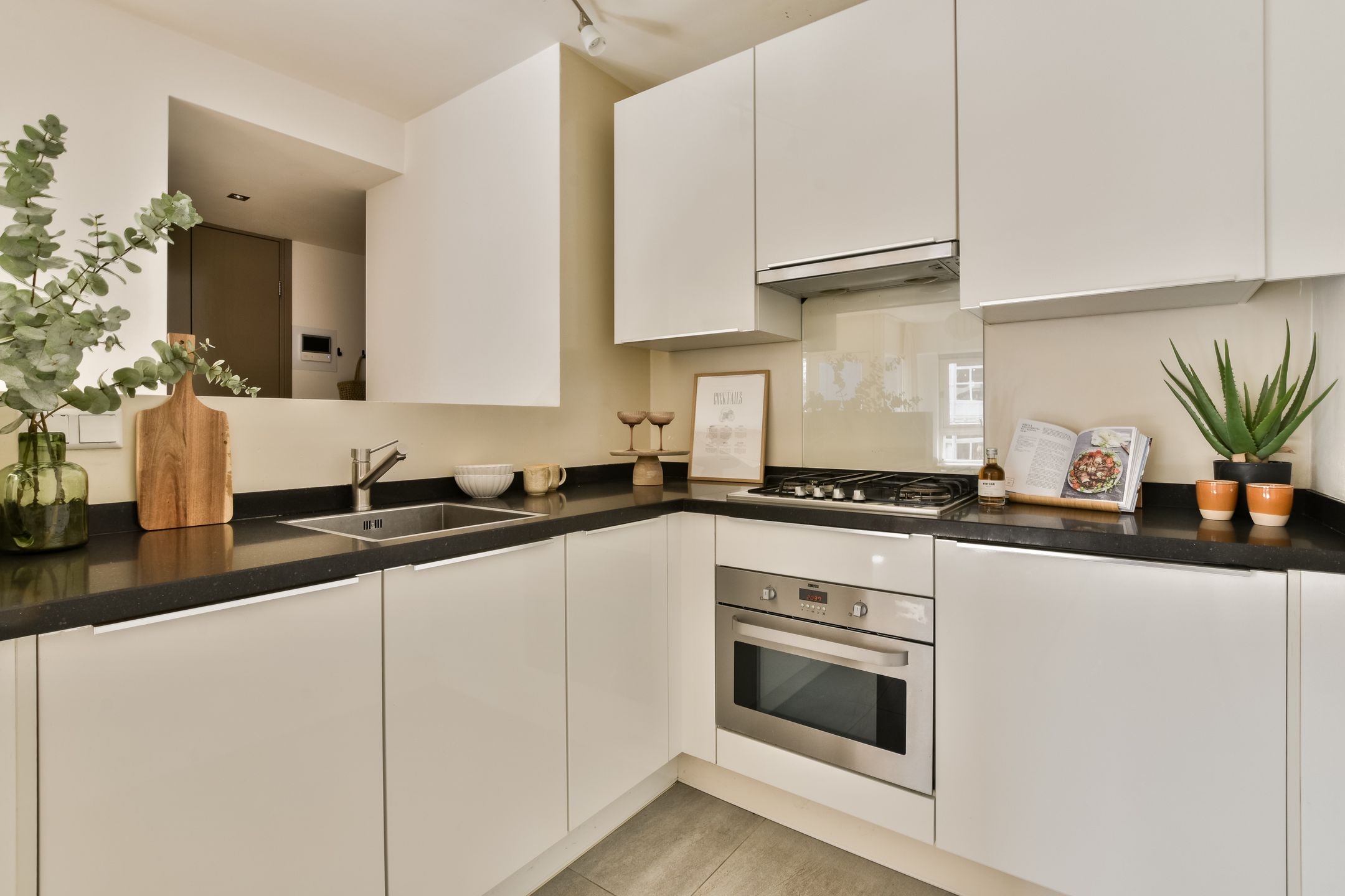 Photo 6 of Weteringstraat 70