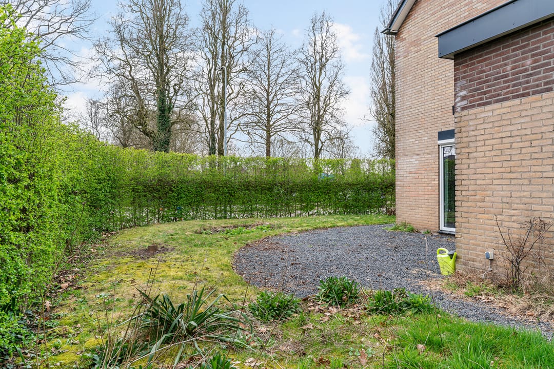 Spacious semi-detached house with modern amenities in Renkum — 32
