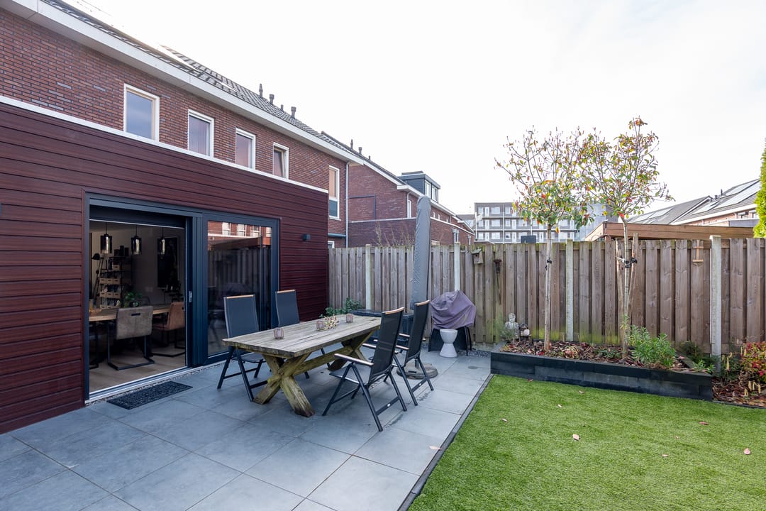 Foto 32 van E.B. von Dülmen Krumpelmannstraat 2