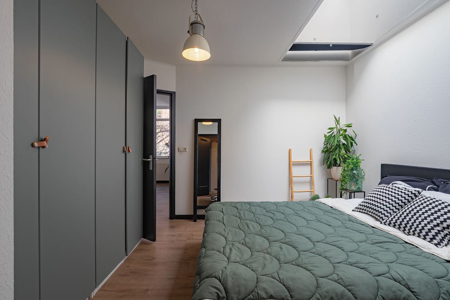 Foto 10 van Valderstraat 6-B
