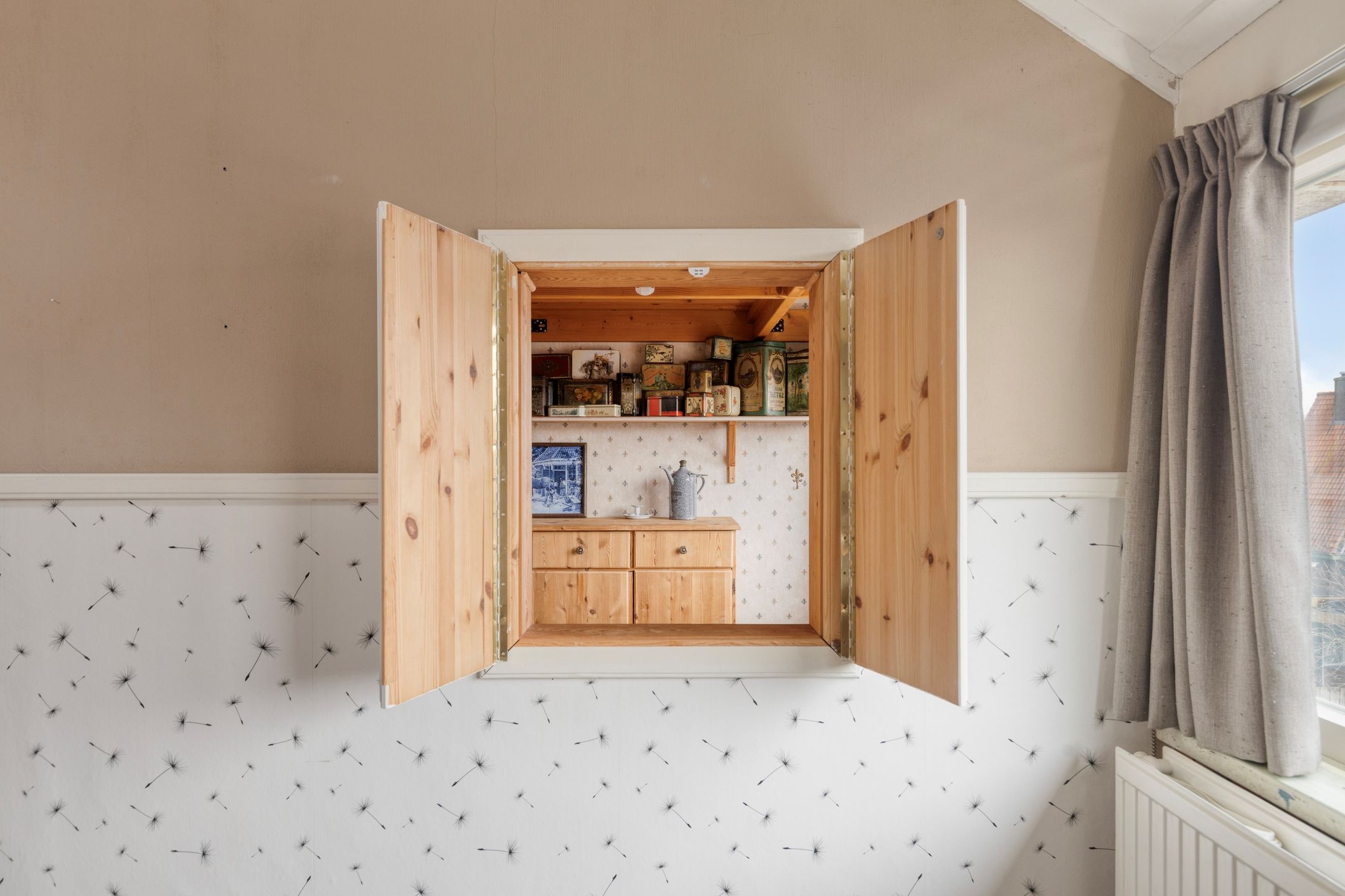 Foto 36 van Van der Leestraat 13