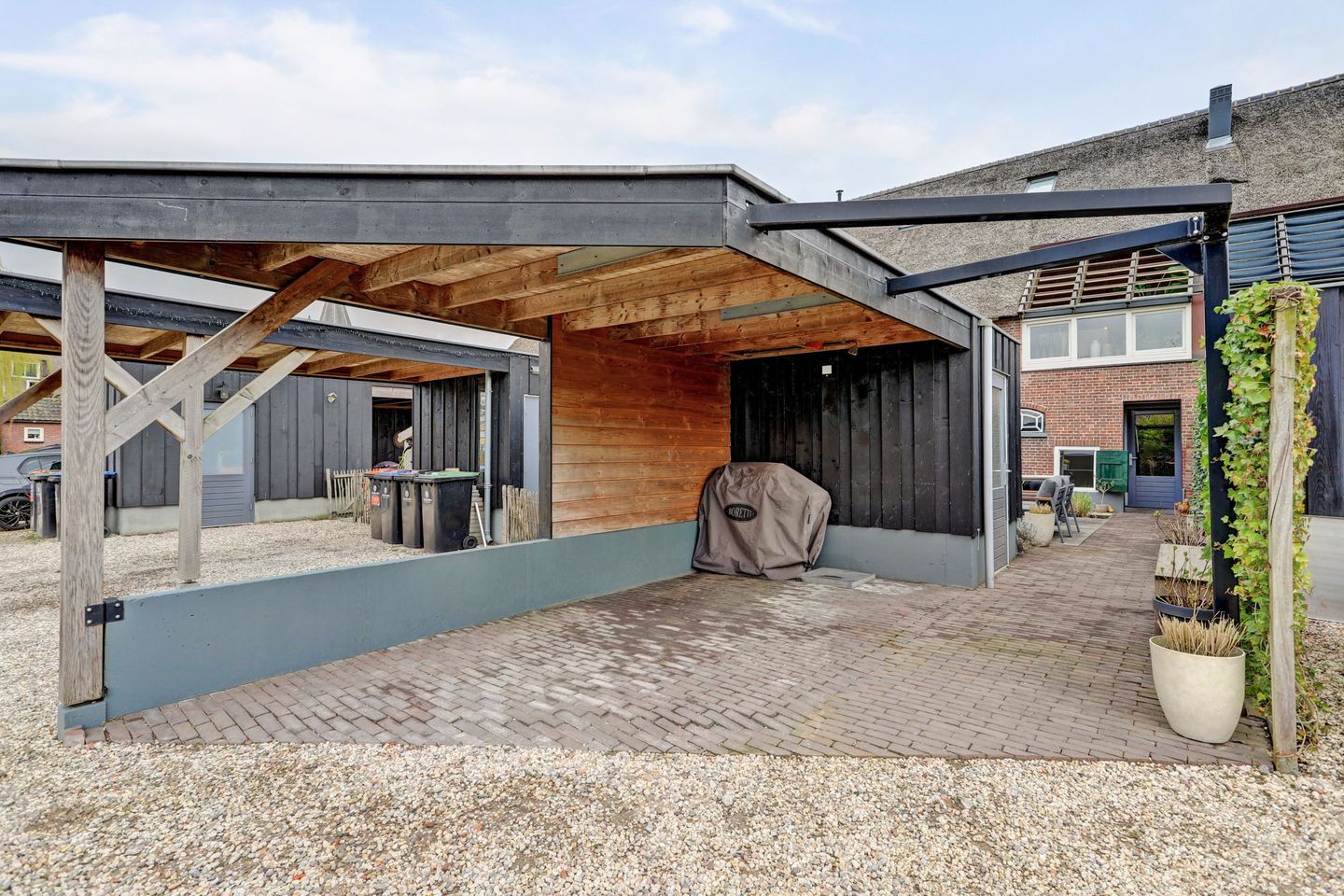 Foto 44 van Zuidzijde 167-D