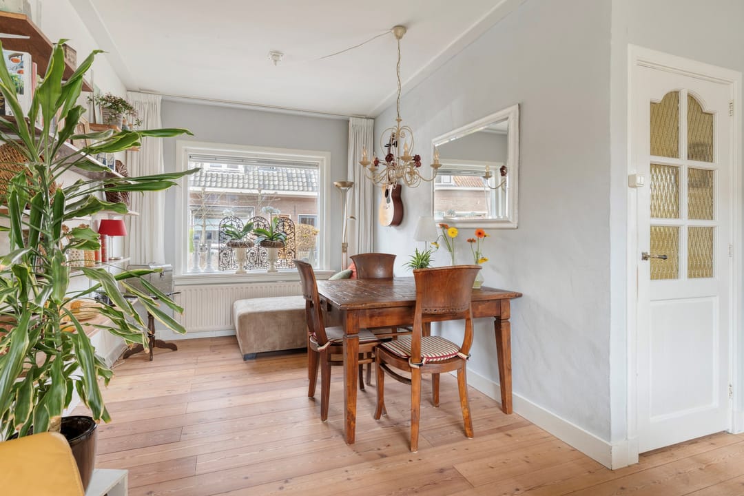 Foto 7 van Van der Leestraat 13