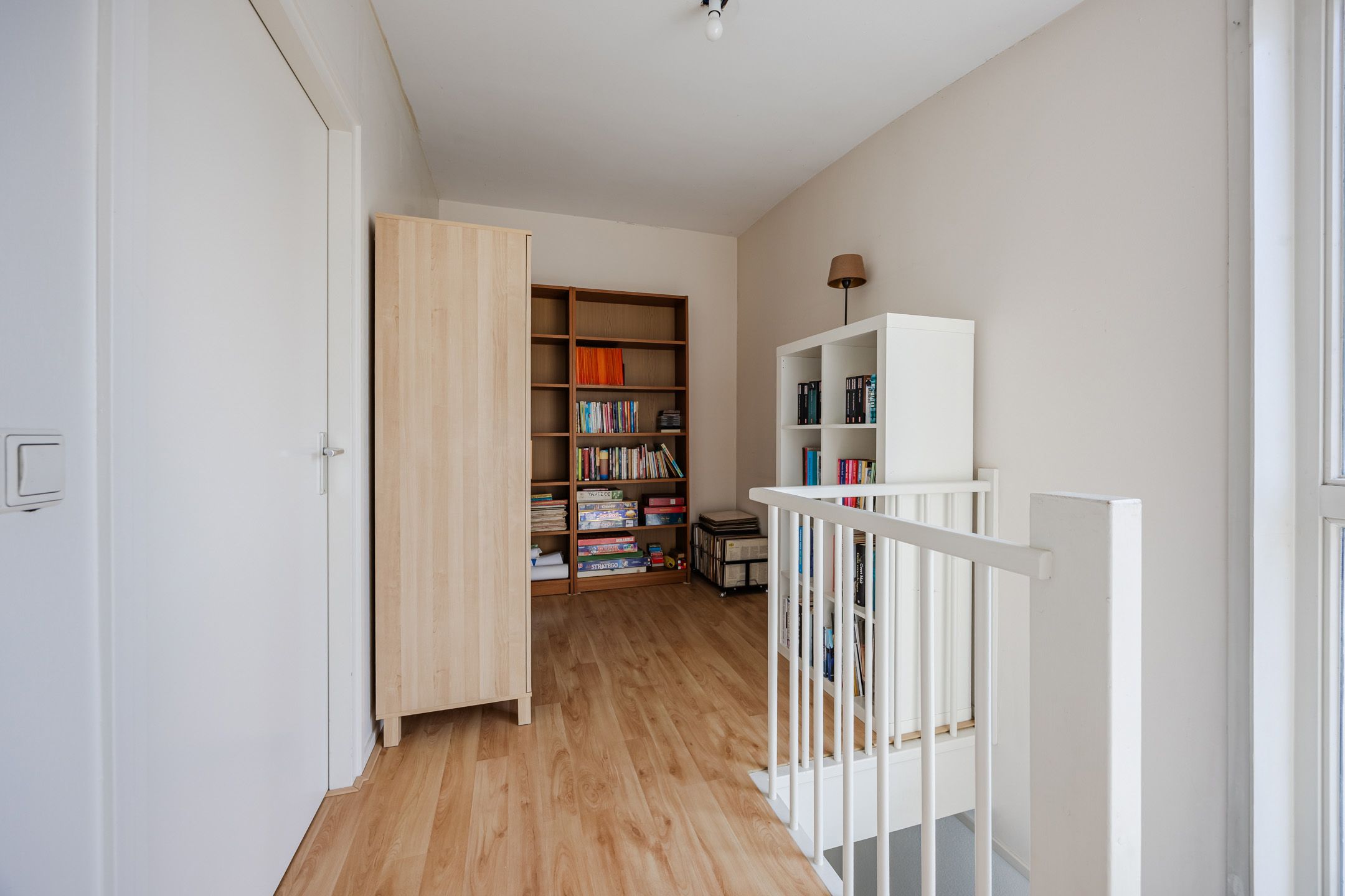 Photo 33 of Regenwulp 13