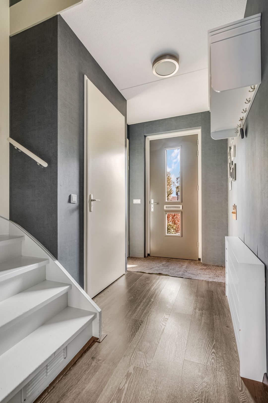 Photo 11 of Esmeraldstraat 5