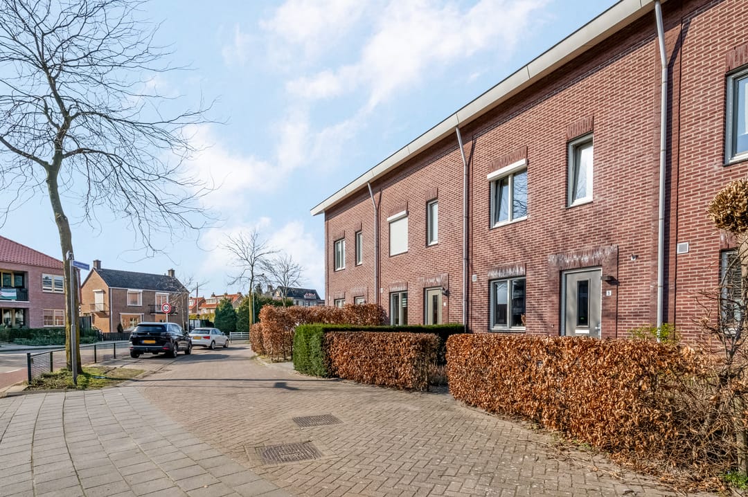 Photo 32 of Esmeraldstraat 5