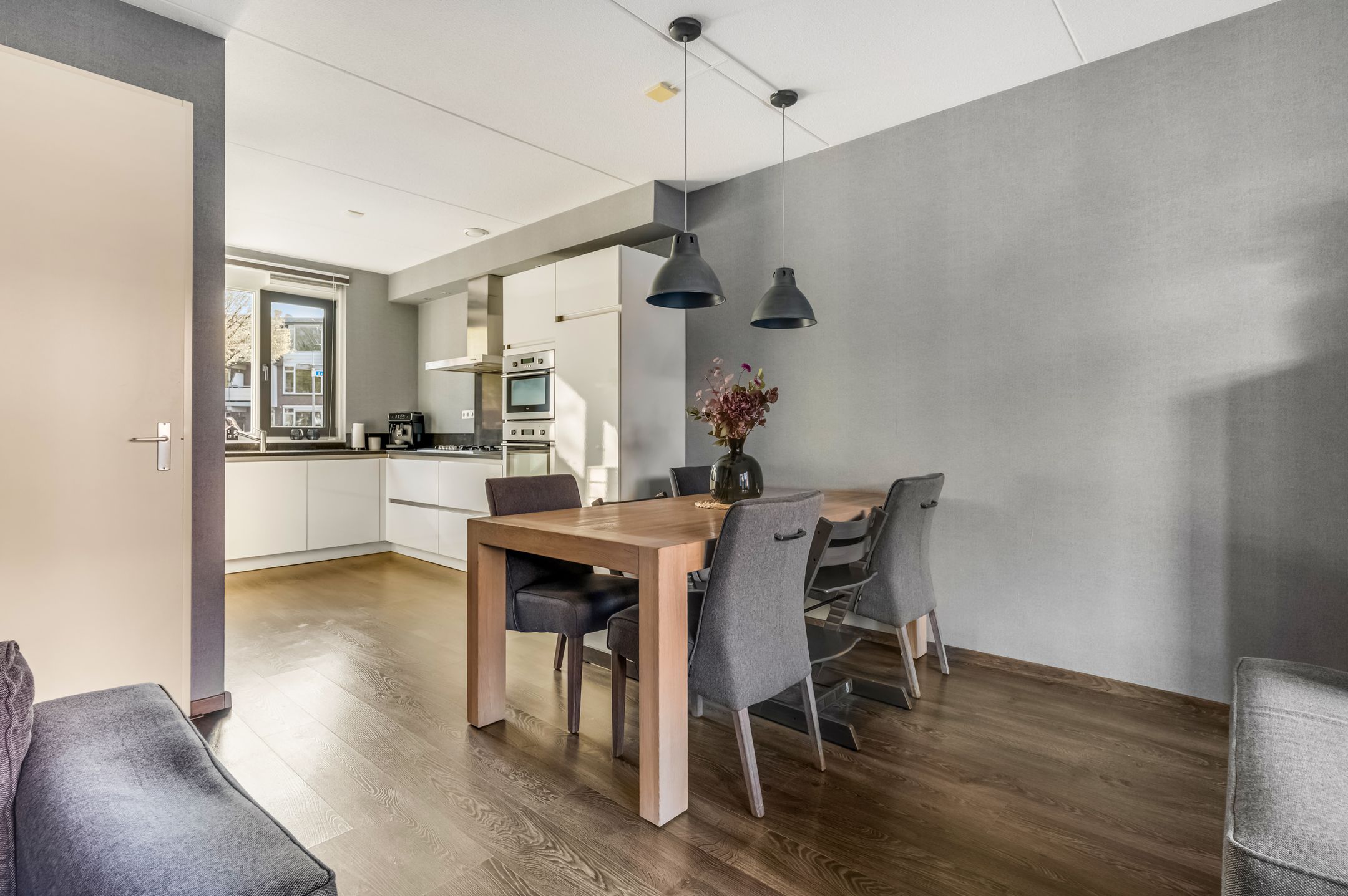 Photo 6 of Esmeraldstraat 5