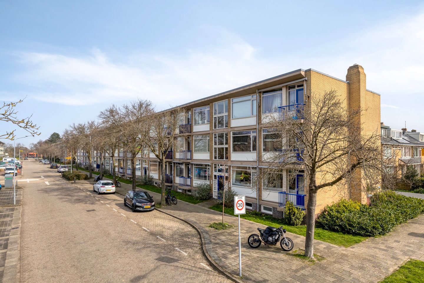 Foto 20 van Admiraal de Ruyterlaan 97