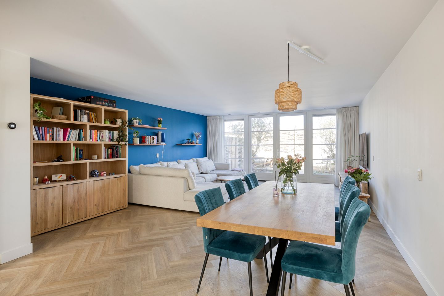 Foto 10 van Clariet Kok-van Alphenstraat 11