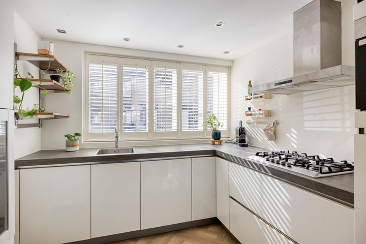 Photo 3 of Clariet Kok-van Alphenstraat 11