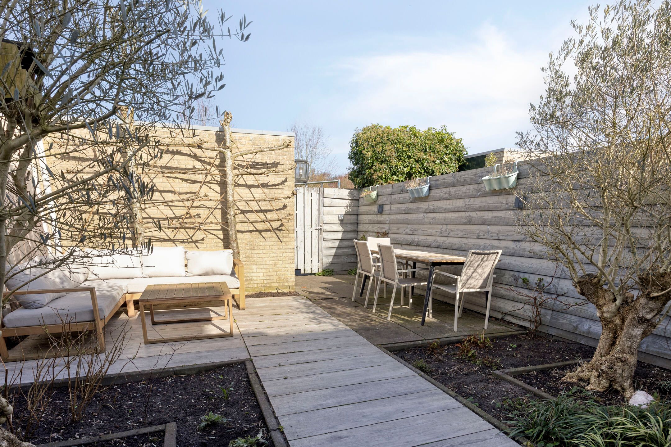 Foto 36 van Clariet Kok-van Alphenstraat 11