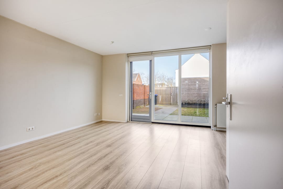 Photo 8 of Potbeker 55