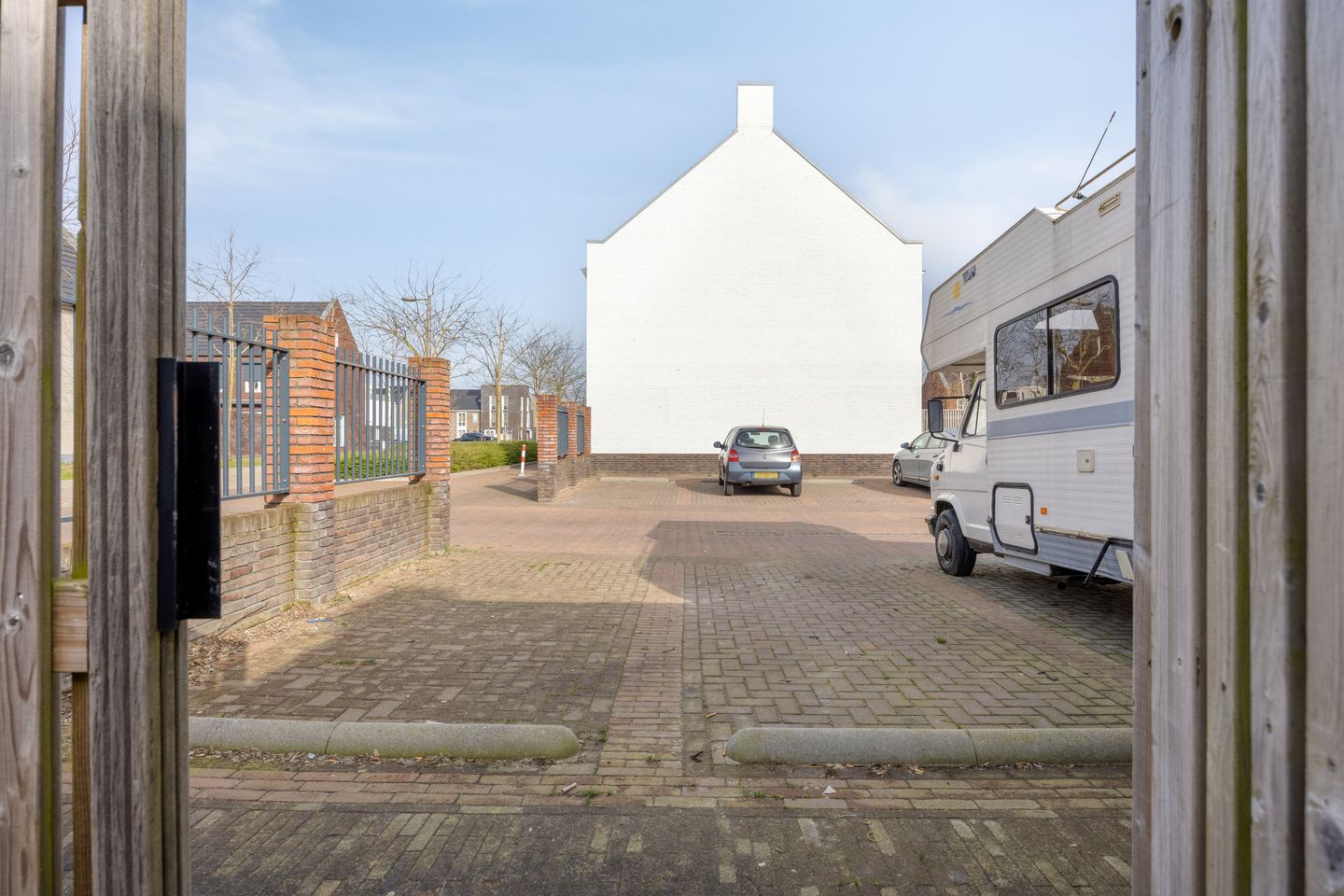 Photo 29 of Potbeker 55